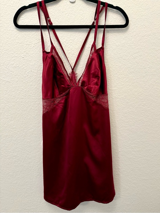Gilligan & O'Malley Other - Gilligan & O'Malley Wine Satin Lace Chemise